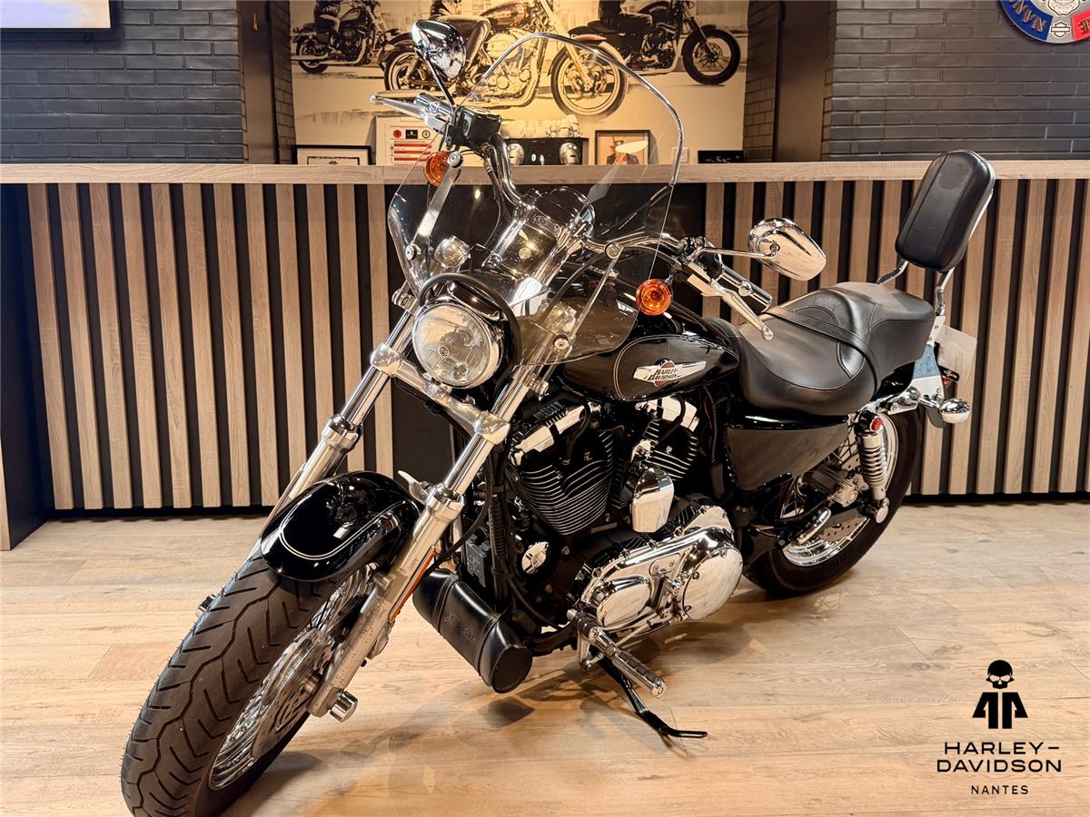 2013 HARLEY-DAVIDSON CUSTOM