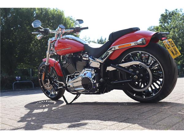 2026 HARLEY-DAVIDSON FXBR BREAKOUT