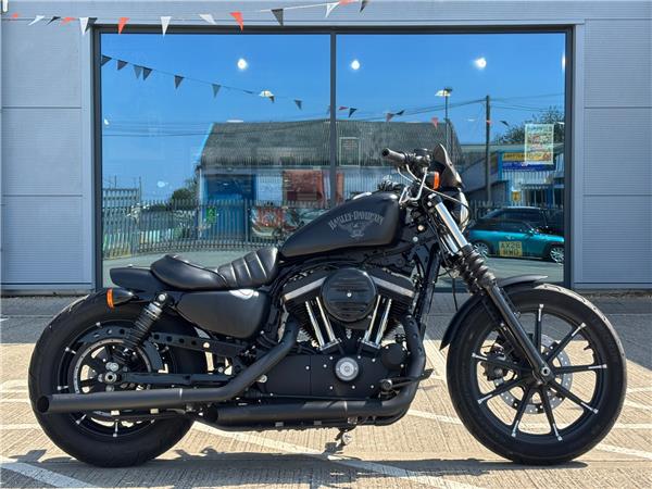 2017 HARLEY-DAVIDSON SPORTSTER XL883N IRON