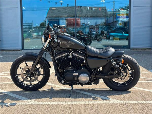 2017 HARLEY-DAVIDSON SPORTSTER XL883N IRON