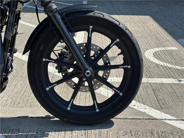 2017 HARLEY-DAVIDSON SPORTSTER XL883N IRON