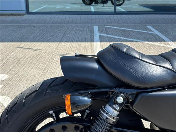 2017 HARLEY-DAVIDSON SPORTSTER XL883N IRON