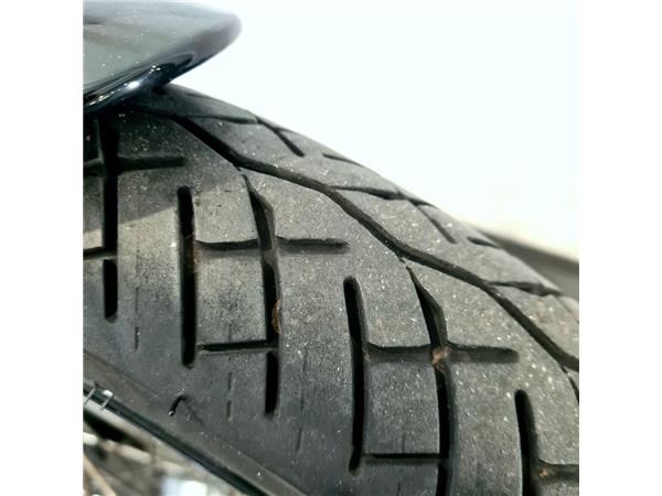 HARLEY-DAVIDSON STREET BOB 