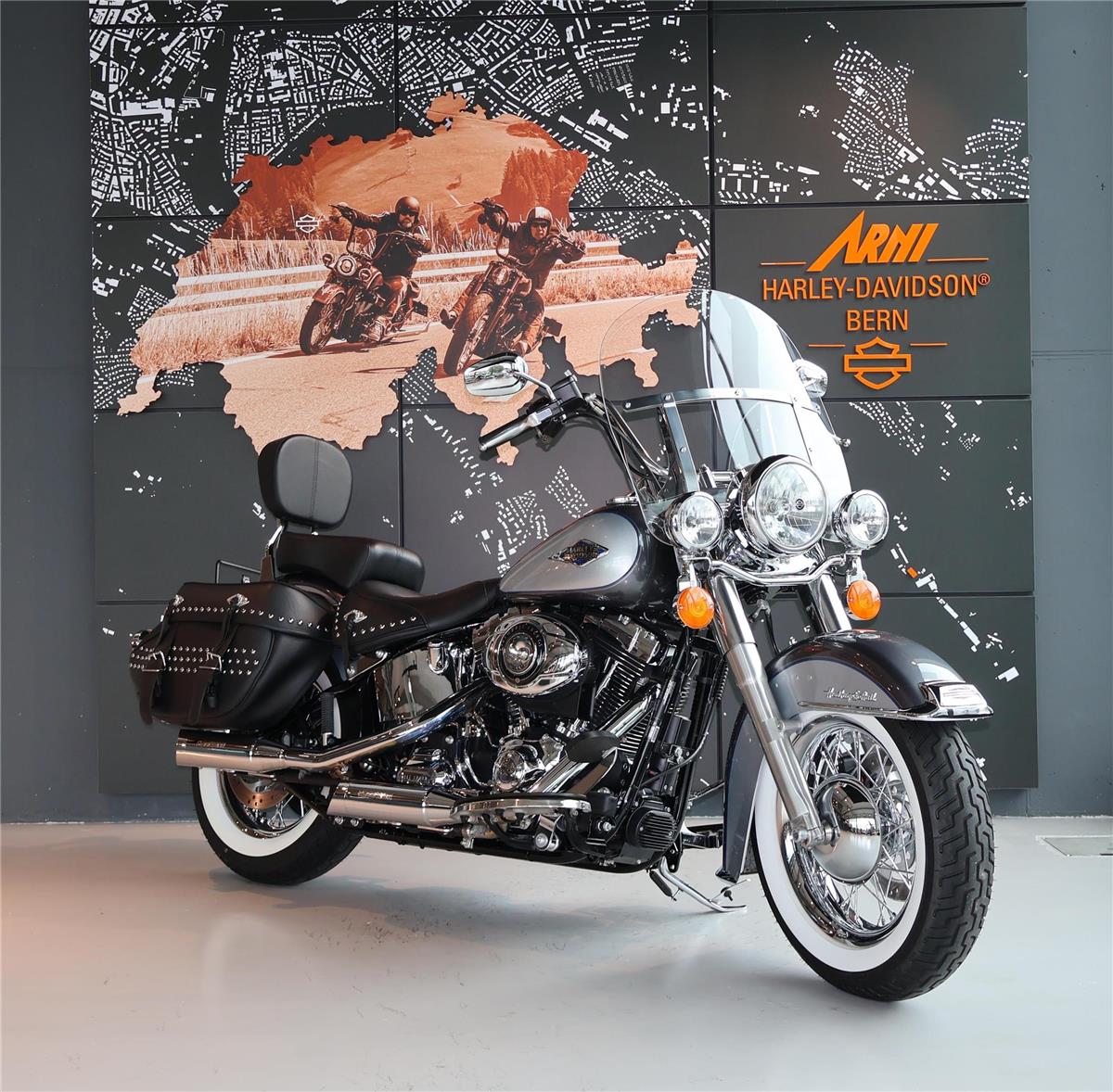 2014 harley-davidson FLSTC Softail Heritage Classic ABS