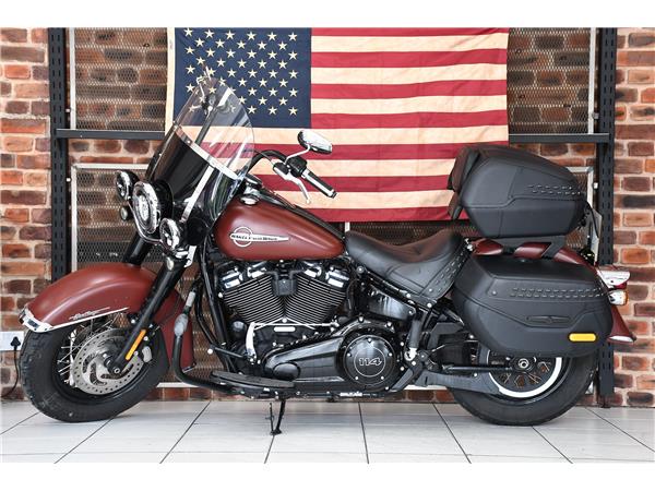 2018 HARLEY-DAVIDSON SOFTAIL FLHCS HERITAGE CLASSIC 114