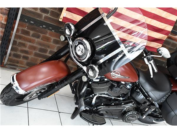 2018 HARLEY-DAVIDSON SOFTAIL FLHCS HERITAGE CLASSIC 114