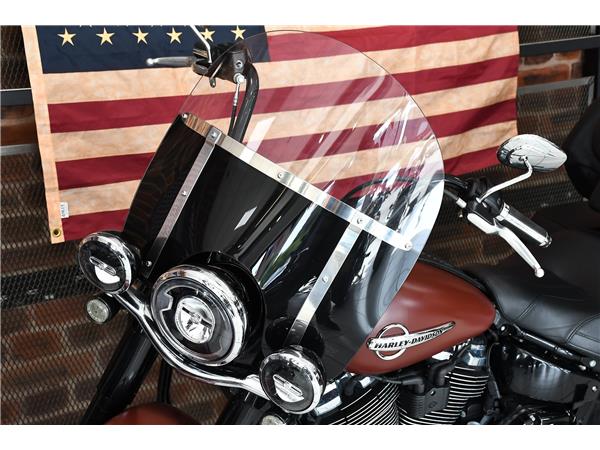 2018 HARLEY-DAVIDSON SOFTAIL FLHCS HERITAGE CLASSIC 114
