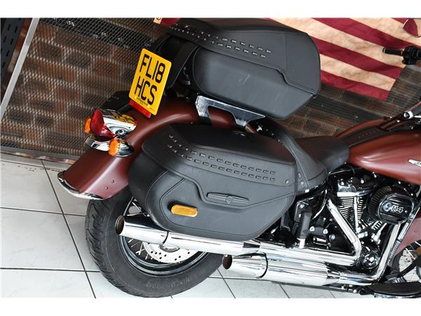 2018 HARLEY-DAVIDSON SOFTAIL FLHCS HERITAGE CLASSIC 114