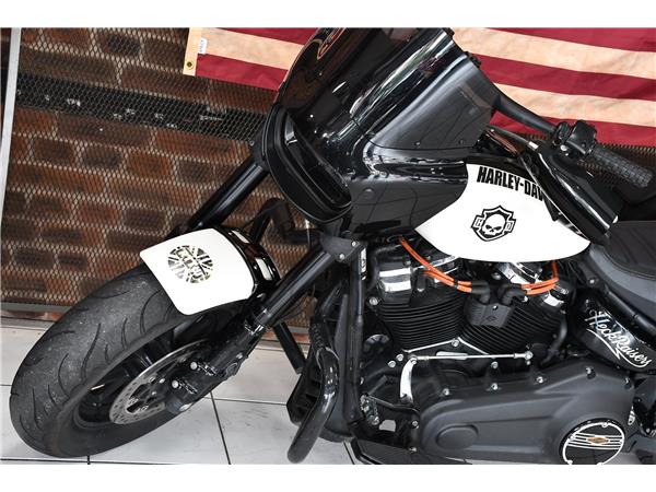 2019 HARLEY-DAVIDSON SOFTAIL FXFB FAT BOB