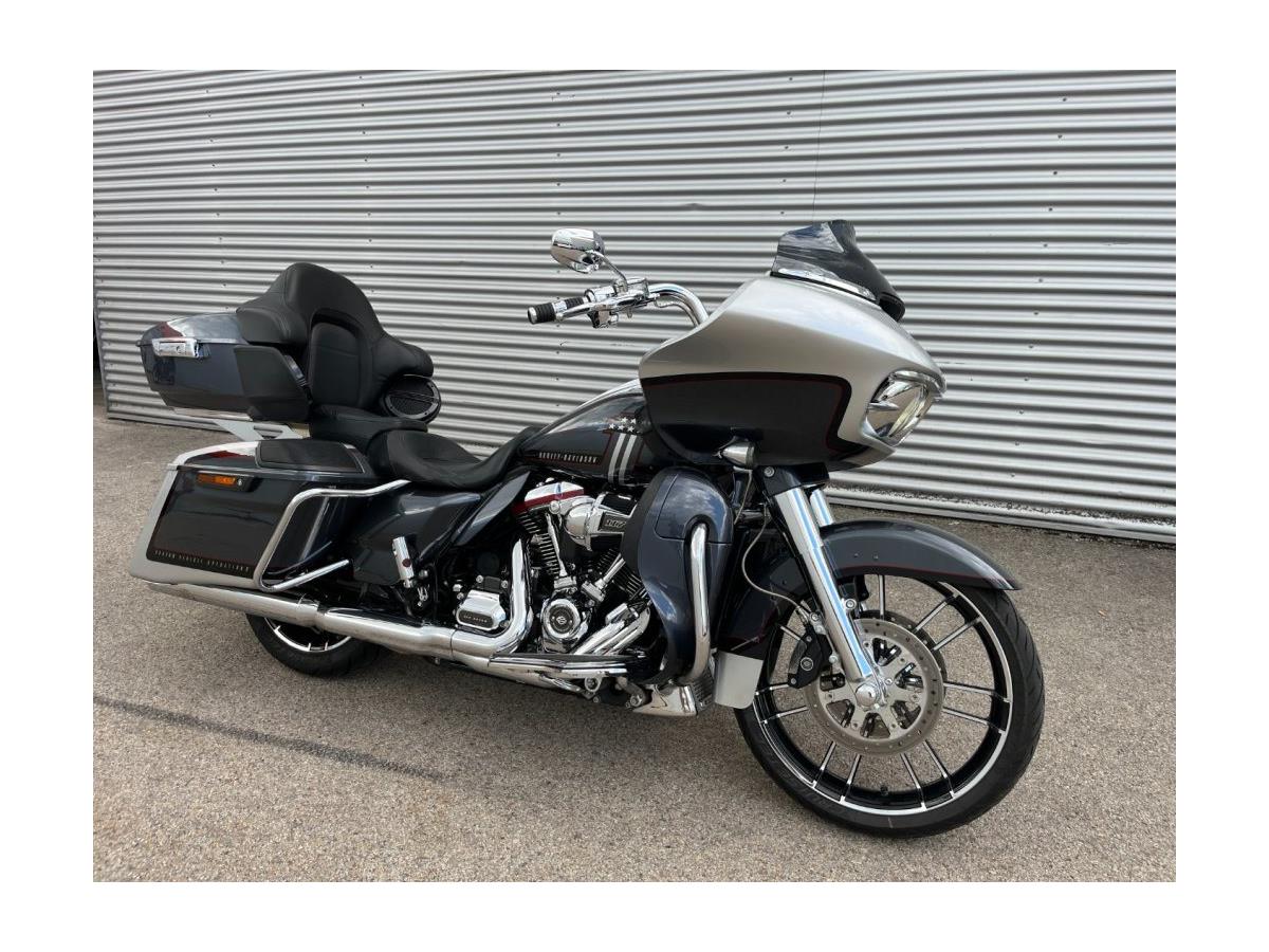 2019 Harley-Davidson CVO Road Glide FLTRXSE