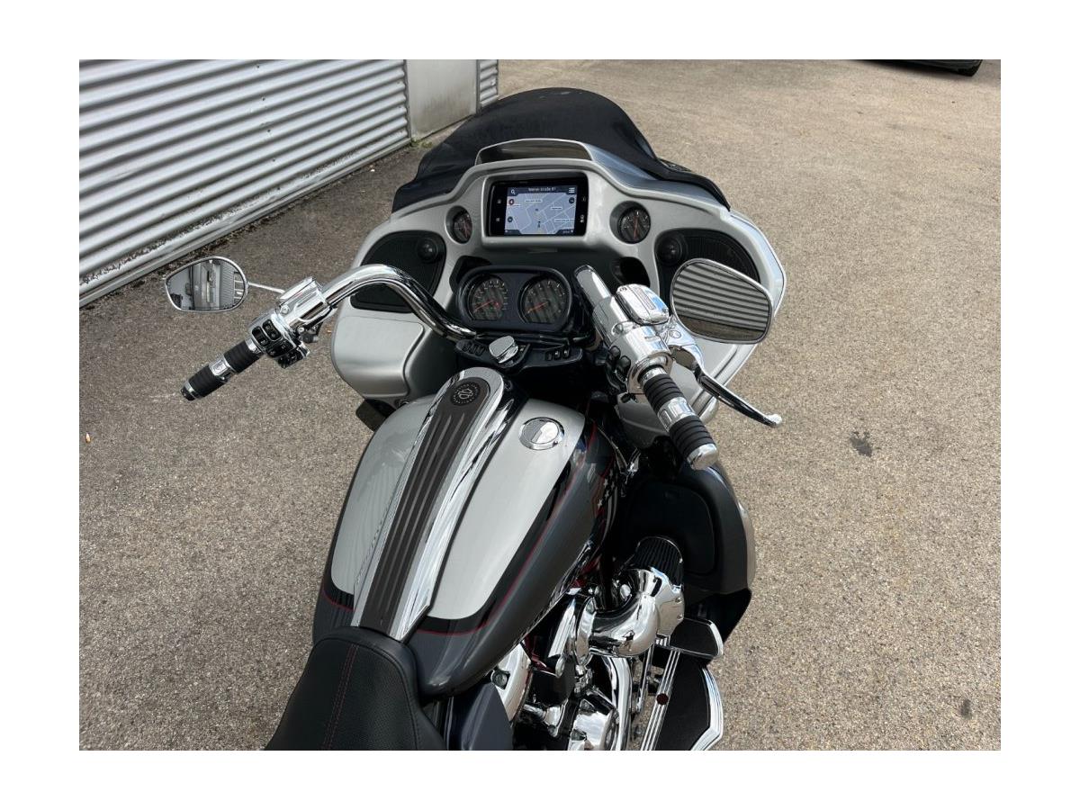 2019 Harley-Davidson CVO Road Glide FLTRXSE