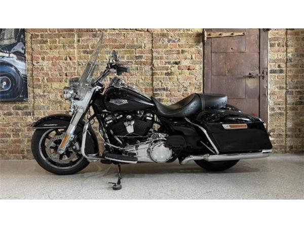 2018 Harley-Davidson Touring