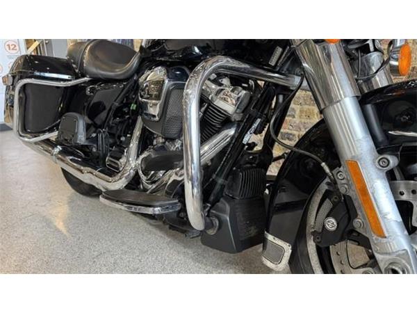 2018 Harley-Davidson Touring