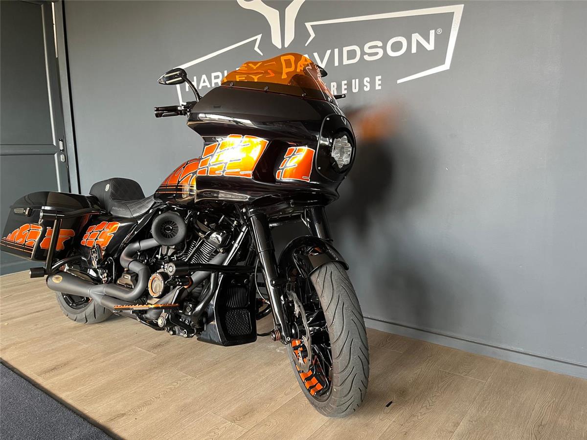 2020 HARLEY-DAVIDSON ROAD KING
