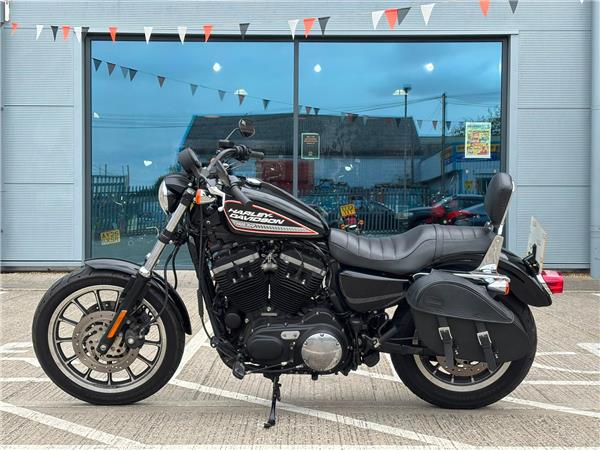 2012 HARLEY-DAVIDSON SPORTSTER XL883R ROADSTER