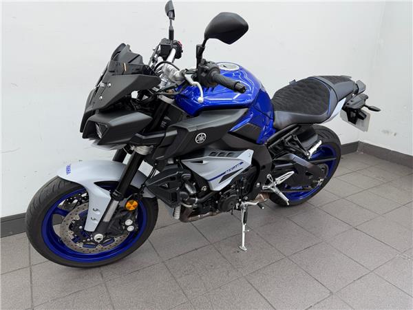 2021 YAMAHA MT-10