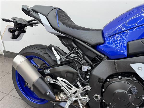 2021 YAMAHA MT-10