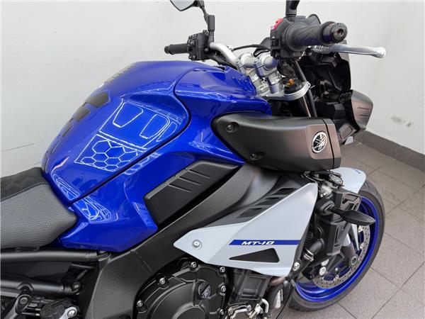2021 YAMAHA MT-10