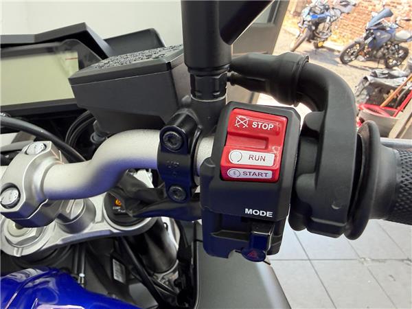 2021 YAMAHA MT-10