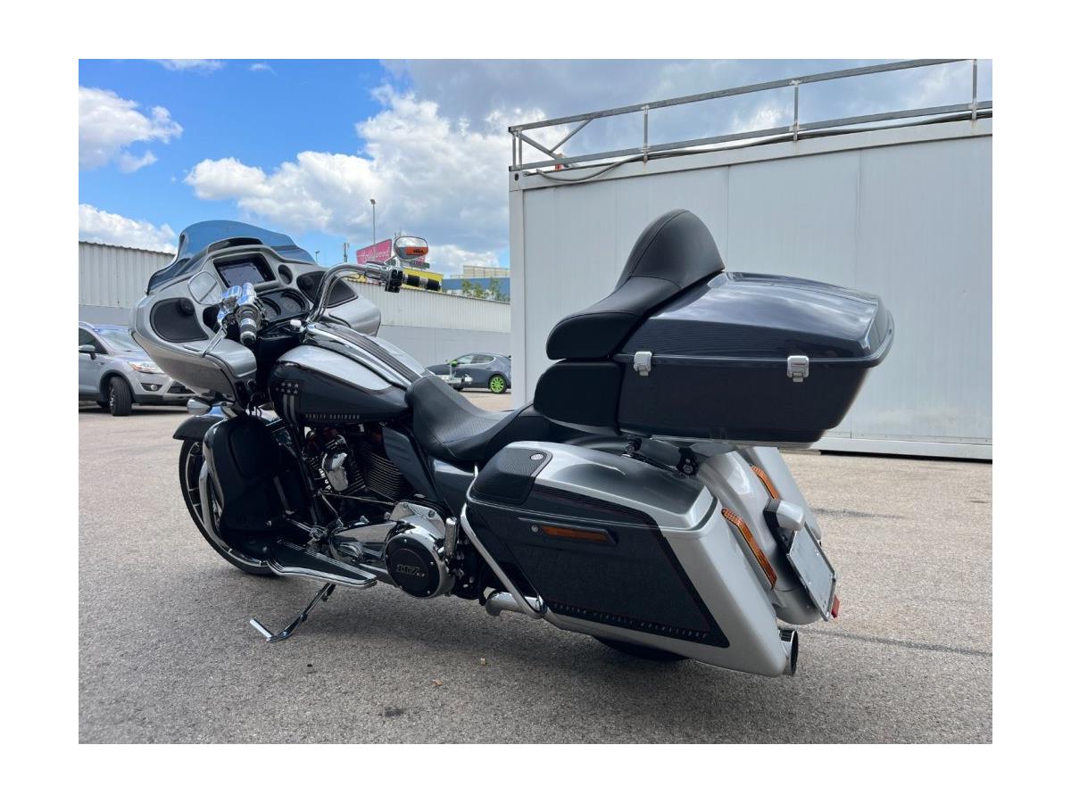 2019 Harley-Davidson CVO Road Glide FLTRXSE