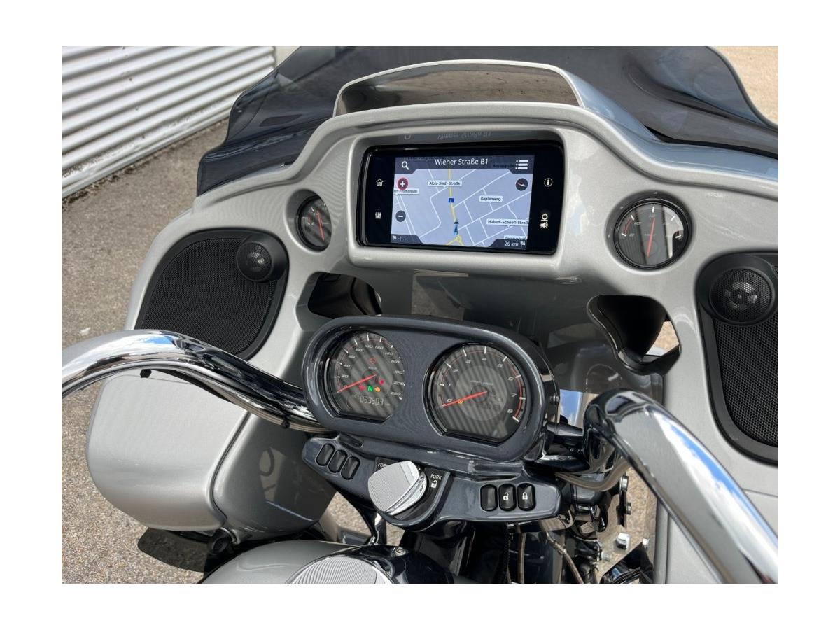 2019 Harley-Davidson CVO Road Glide FLTRXSE