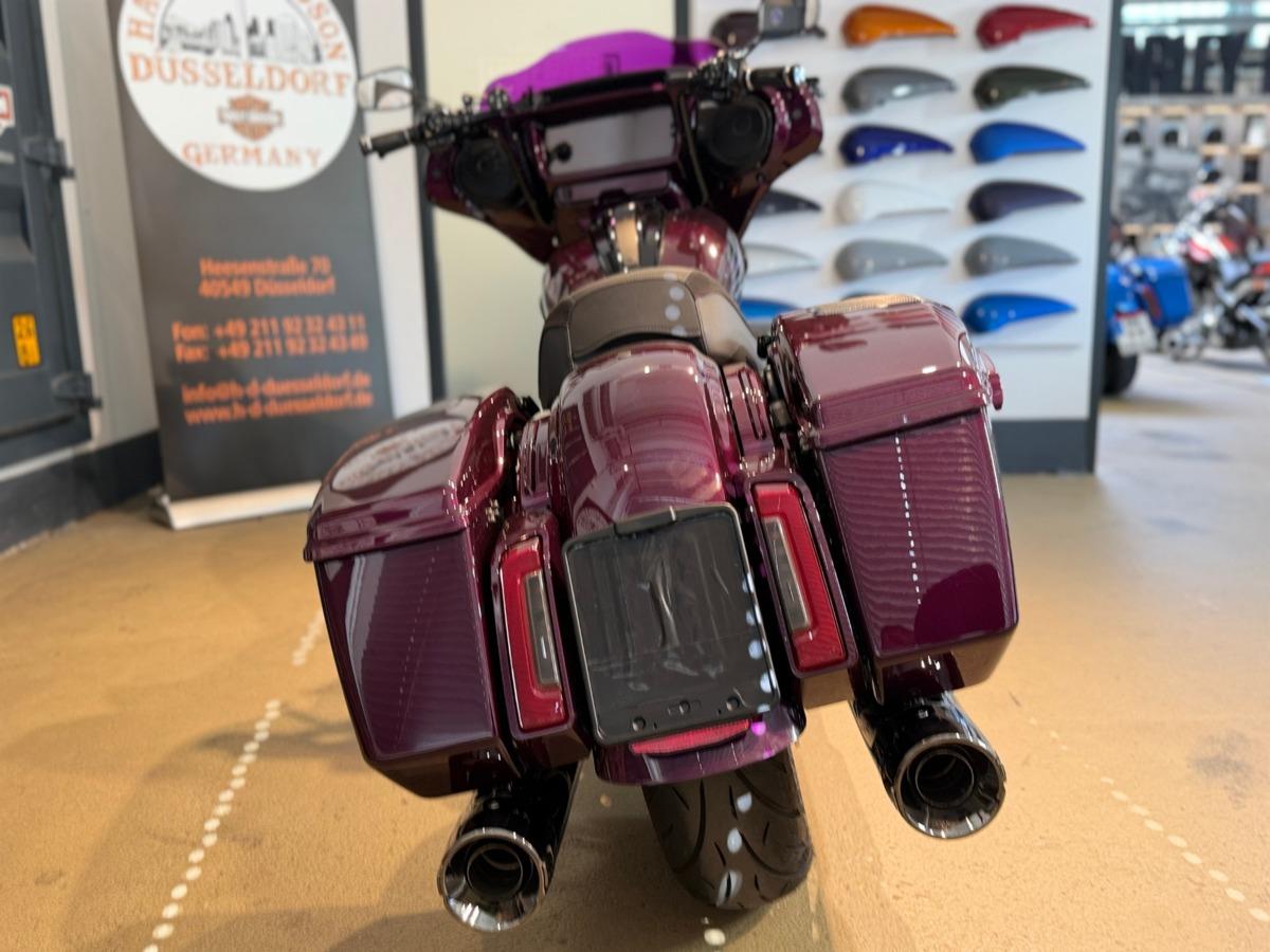 FLHXSE CVO Street Glide 121 
