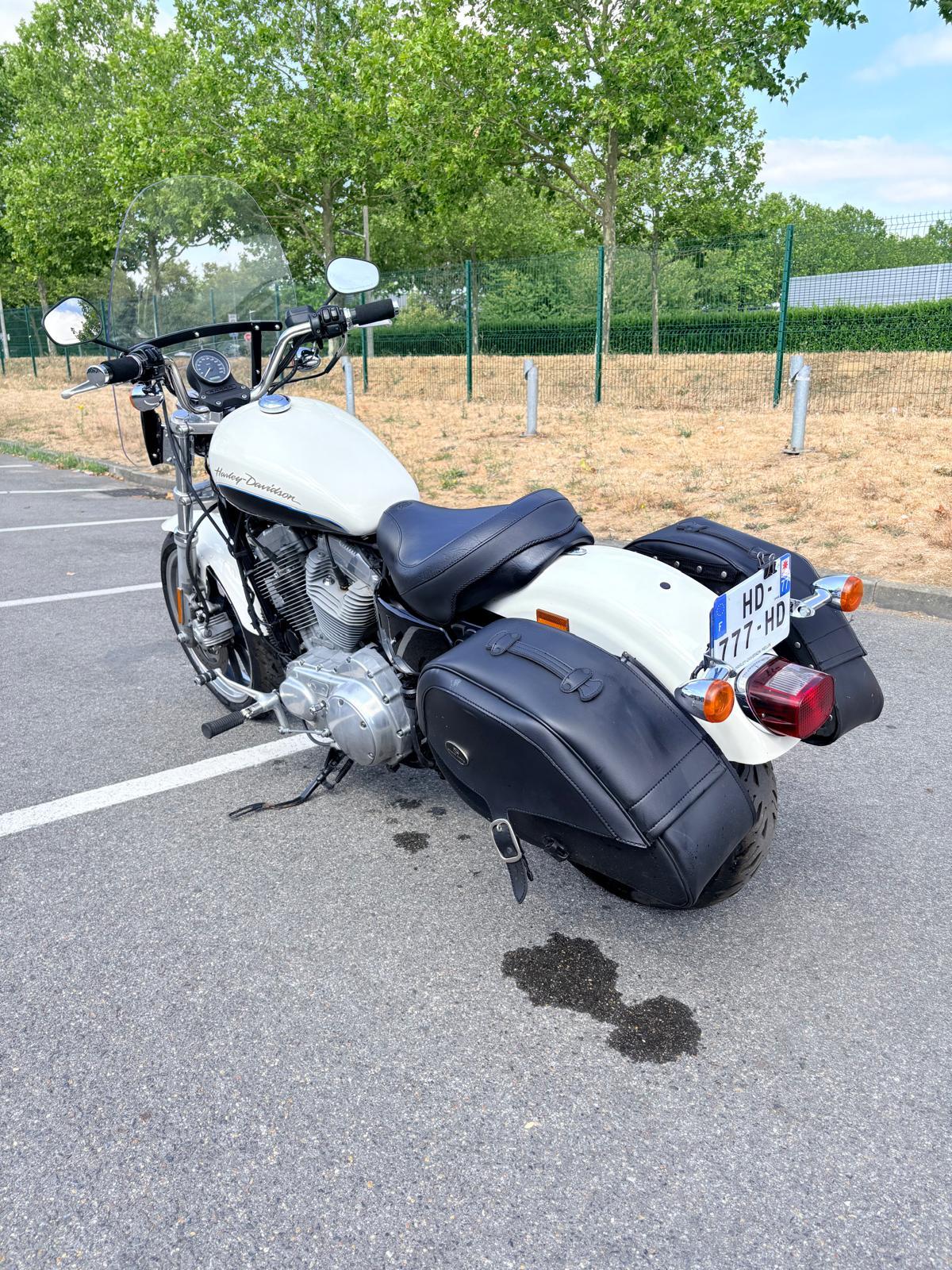 2012 HARLEY-DAVIDSON LOW