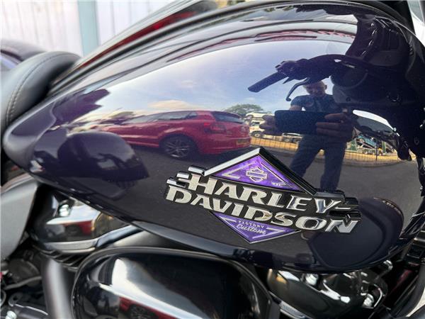 2025 HARLEY-DAVIDSON TRI GLIDE ULTRA 