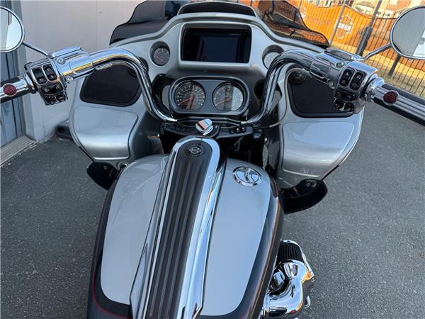 2019 HARLEY-DAVIDSON CVO FLTRXSE ROAD GLIDE