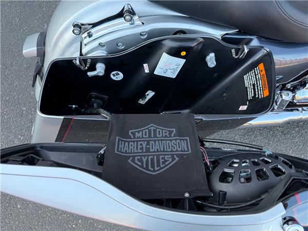 2019 HARLEY-DAVIDSON CVO FLTRXSE ROAD GLIDE