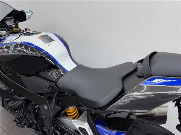2022 YAMAHA YZF-R1M