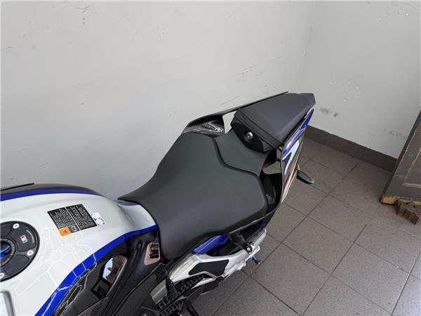2022 YAMAHA YZF-R1M