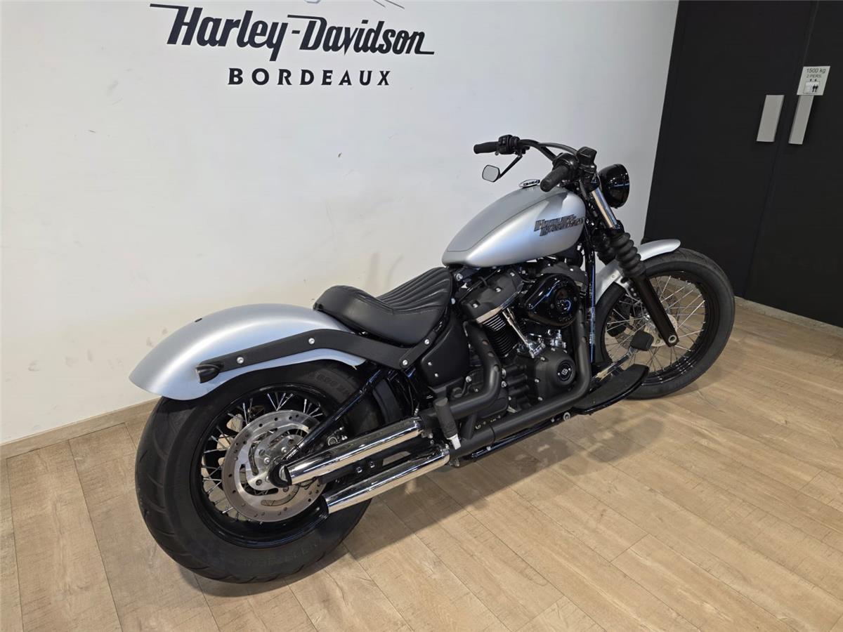 2020 HARLEY-DAVIDSON STREET BOB