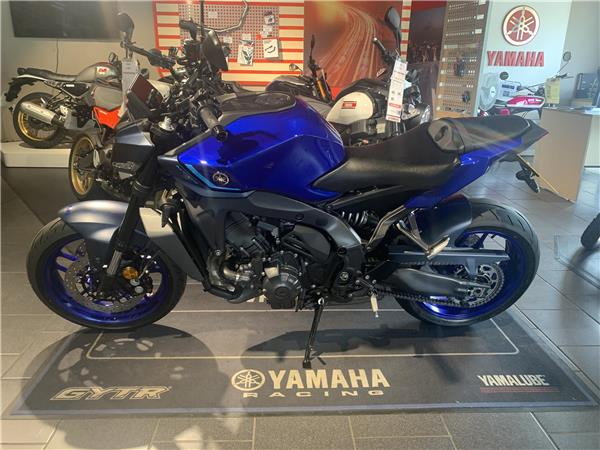 2024 Yamaha MT-09 Y-AMT, 1 Owner only 3,700m, Alarm & Tracker
