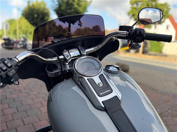 SPORT GLIDE Softail FLSB 