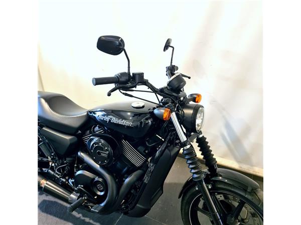 HARLEY-DAVIDSON STREET 750 