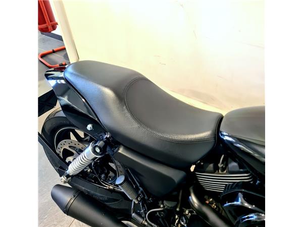 HARLEY-DAVIDSON STREET 750 
