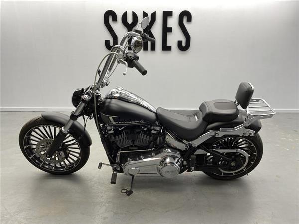 2023 Harley-Davidson Breakout