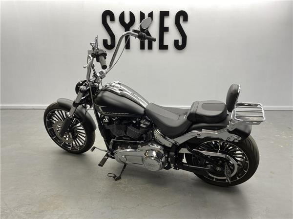 2023 Harley-Davidson Breakout