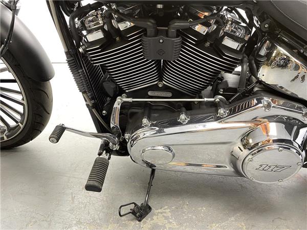 2023 Harley-Davidson Breakout