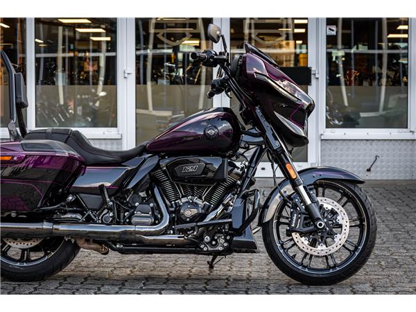 Harley-Davidson CVO Street Glide FLHXSE 121 cui - Jekill & Hyde