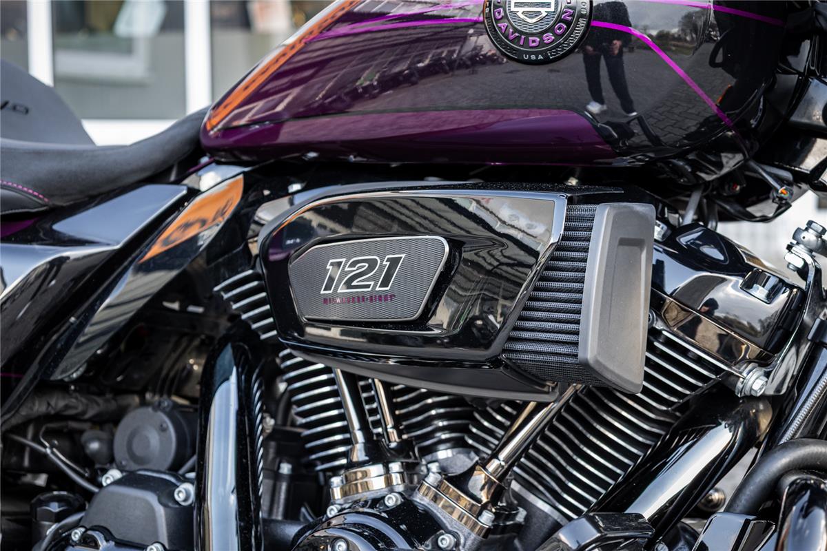 Harley-Davidson CVO Street Glide FLHXSE 121 cui - Jekill & Hyde