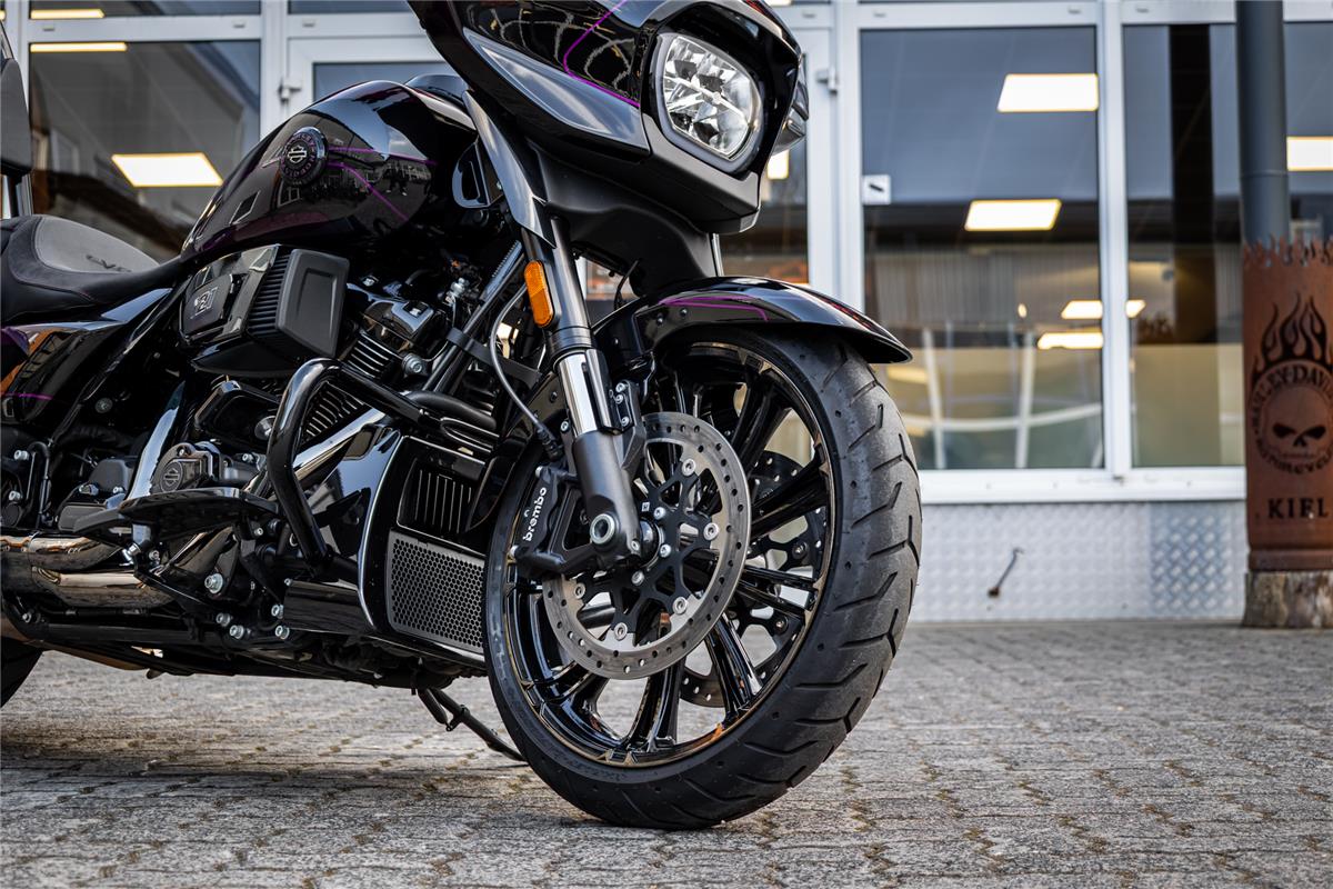 Harley-Davidson CVO Street Glide FLHXSE 121 cui - Jekill & Hyde