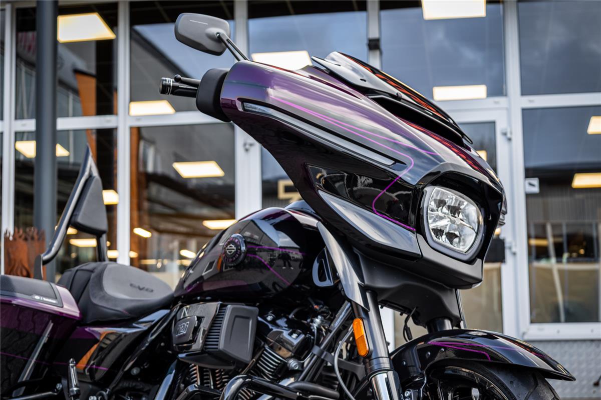 Harley-Davidson CVO Street Glide FLHXSE 121 cui - Jekill & Hyde