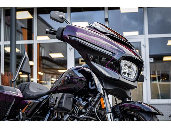Harley-Davidson CVO Street Glide FLHXSE 121 cui - Jekill & Hyde