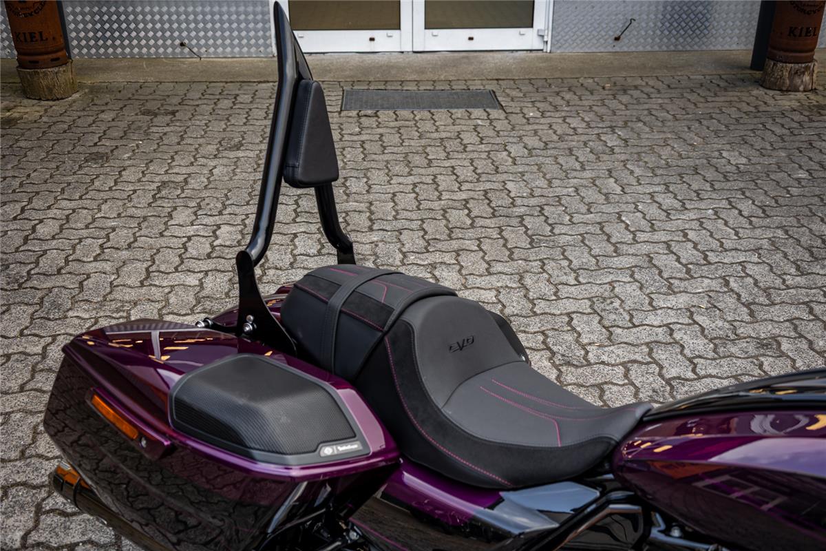 Harley-Davidson CVO Street Glide FLHXSE 121 cui - Jekill & Hyde