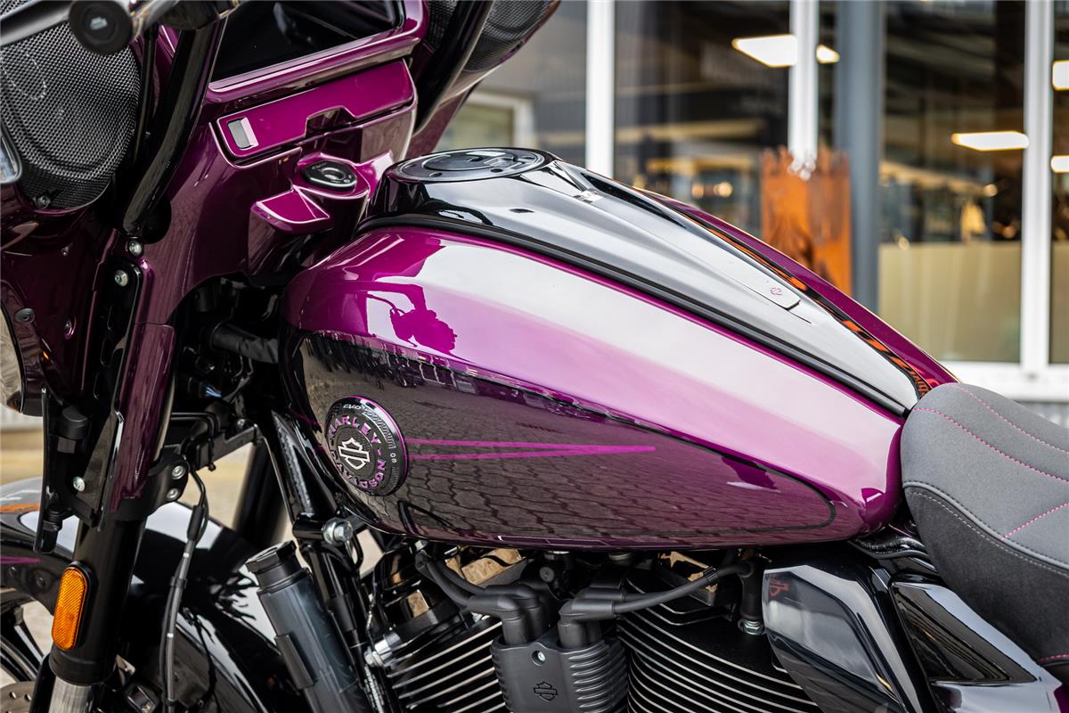 Harley-Davidson CVO Street Glide FLHXSE 121 cui - Jekill & Hyde