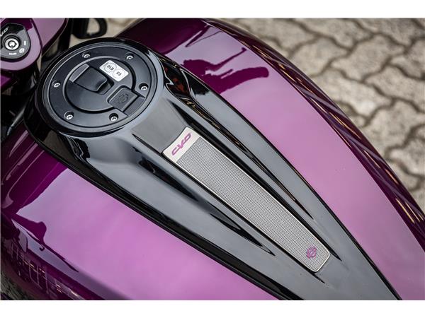 Harley-Davidson CVO Street Glide FLHXSE 121 cui - Jekill & Hyde