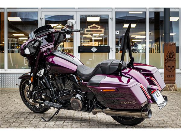 Harley-Davidson CVO Street Glide FLHXSE 121 cui - Jekill & Hyde
