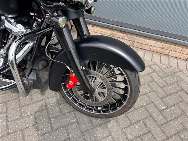 2017 HARLEY-DAVIDSON TOURING FLHX STREET GLIDE